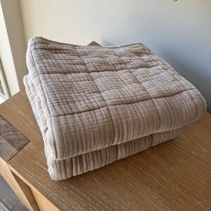 QUINCE Set of 2 Organic Airy Gauze Box Quilt Shams, Dune, Standard Size: 26x20”